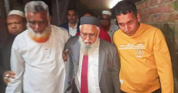 শহীদ আব্দুল্লাহর স্বজনদের পাশে স্বাস্থ্যের মহাপরিচালক